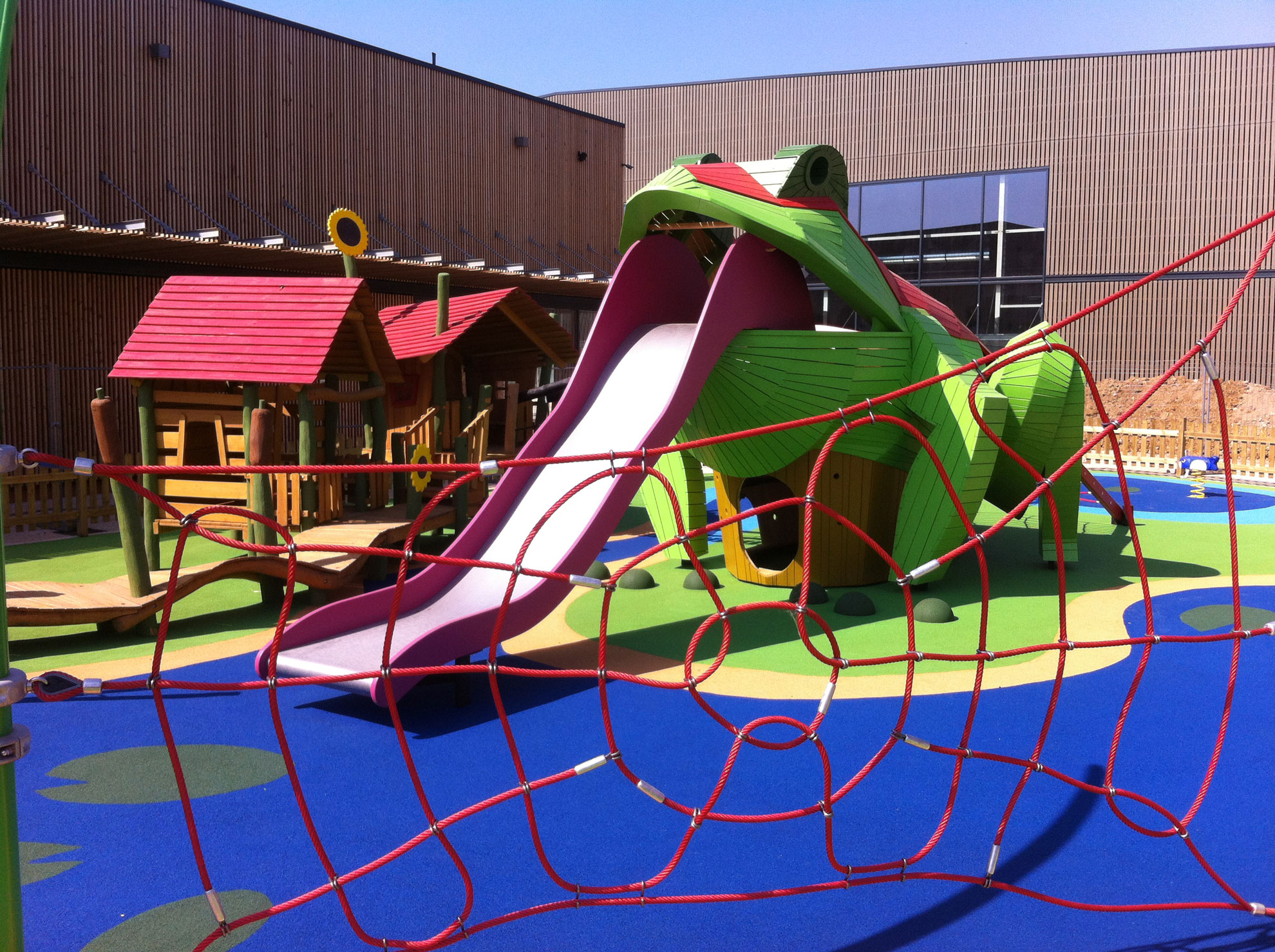 AIRE JEUX CENTRE COMMERCIAL TERVILLE 1 | Vivaparc Aménagements d’aires de jeux près de Strasbourg et Mulhouse en Alsace Bischheim 0