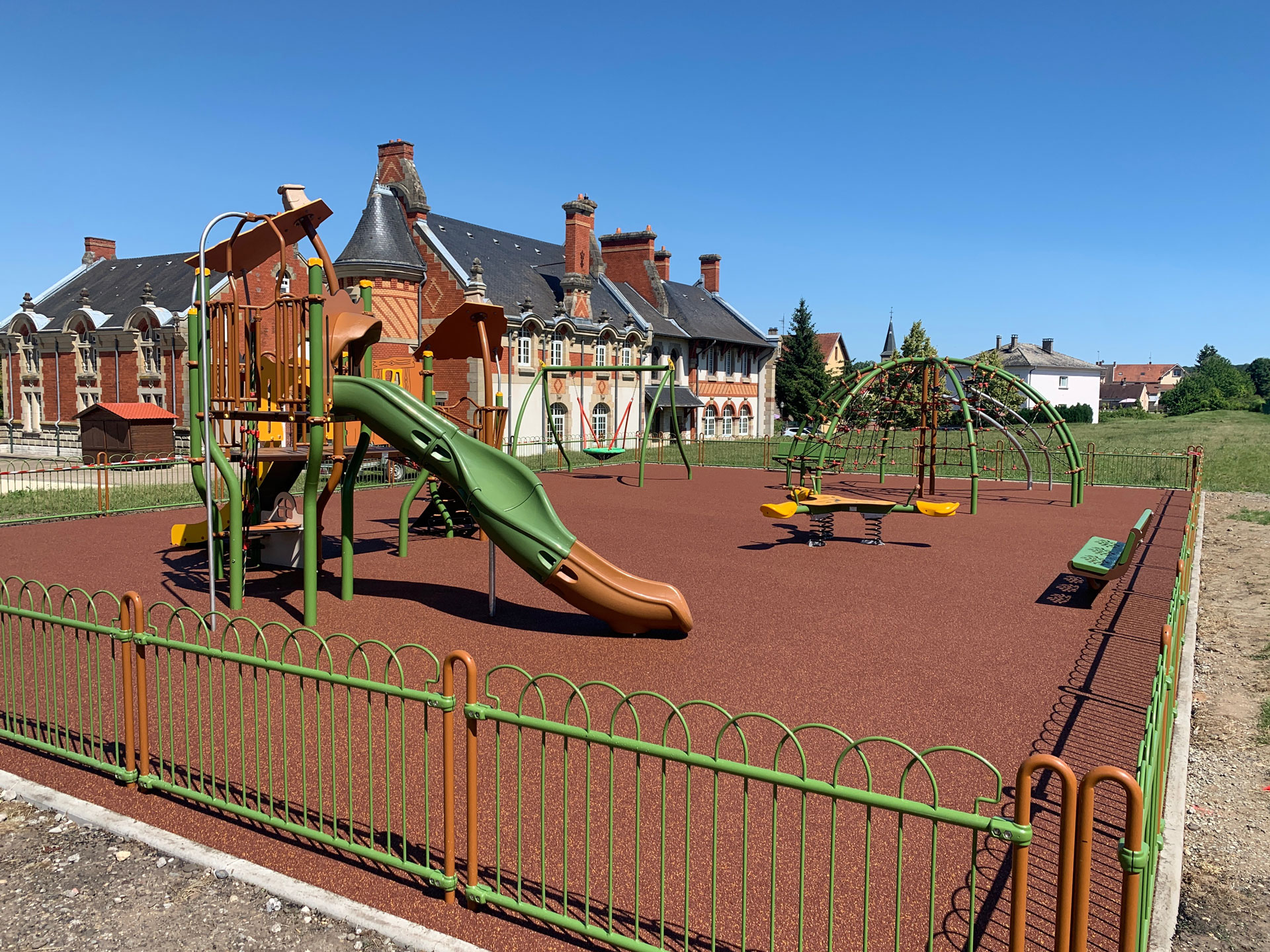 Contrôle d’aires de jeux aux alentours de Strasbourg Hœœnheim 1