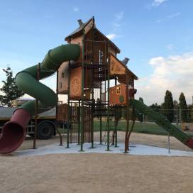 AIRES JEUX SOL SOUPLE_70 800X800 | Vivaparc Aménagement, maintenance et contrôle d’aires de jeux dans le Grand Est Hœnheim